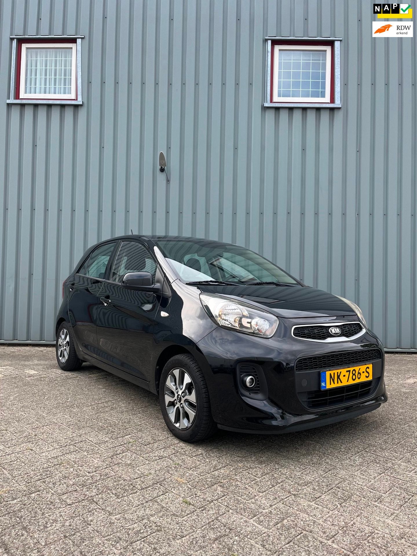 Kia Picanto 1.0 CVVT EconomyPlusLine, Voorwielaandrijving, Dealer onderhouden, Gebruikt, 4 stoelen