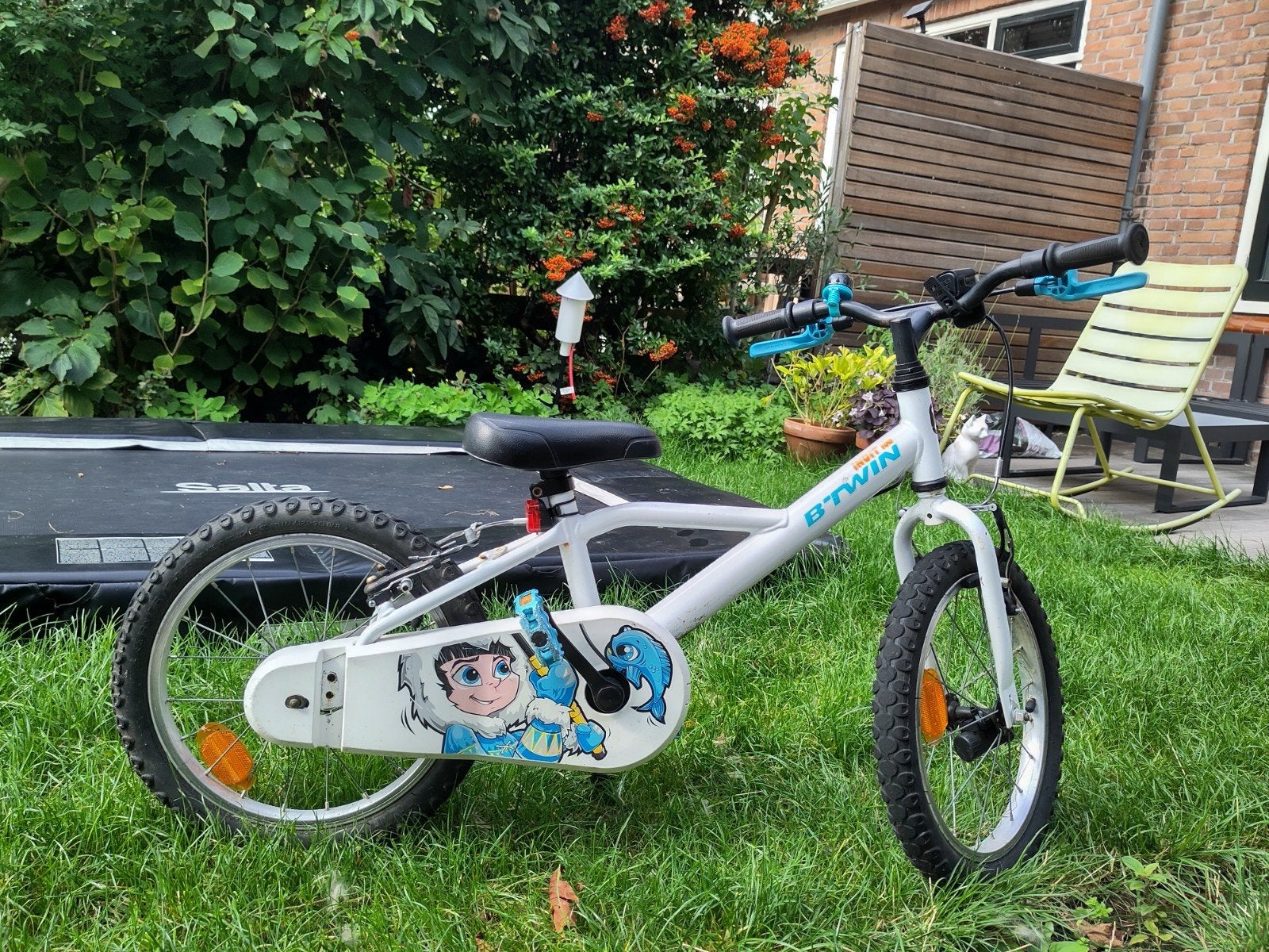 B'Twin kinderfiets 16 inch met zijwieltjes, Ophalen, Zijwieltjes, B'Twin, 16 tot 20 inch