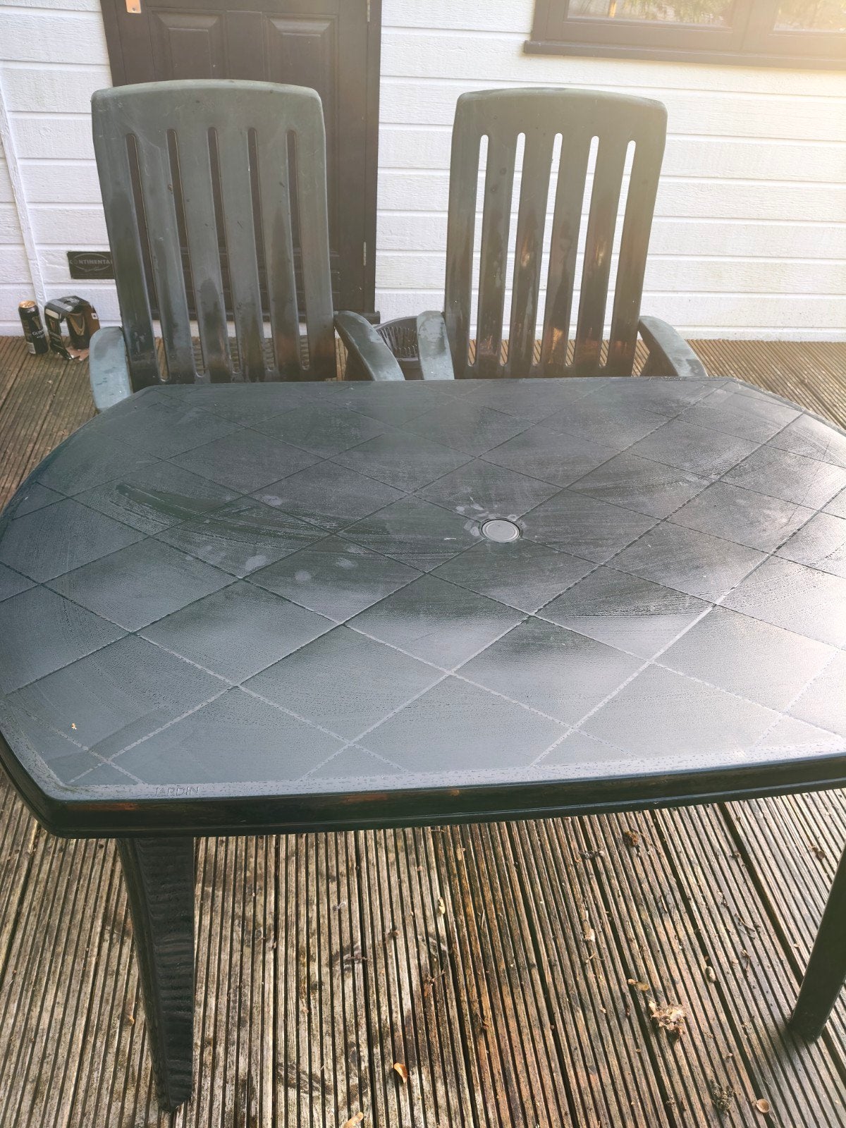 Jardin tuinset: tafel en 2 stoelen, groen kunststof, Kunststof, Gebruikt, Tuinset, Eettafel