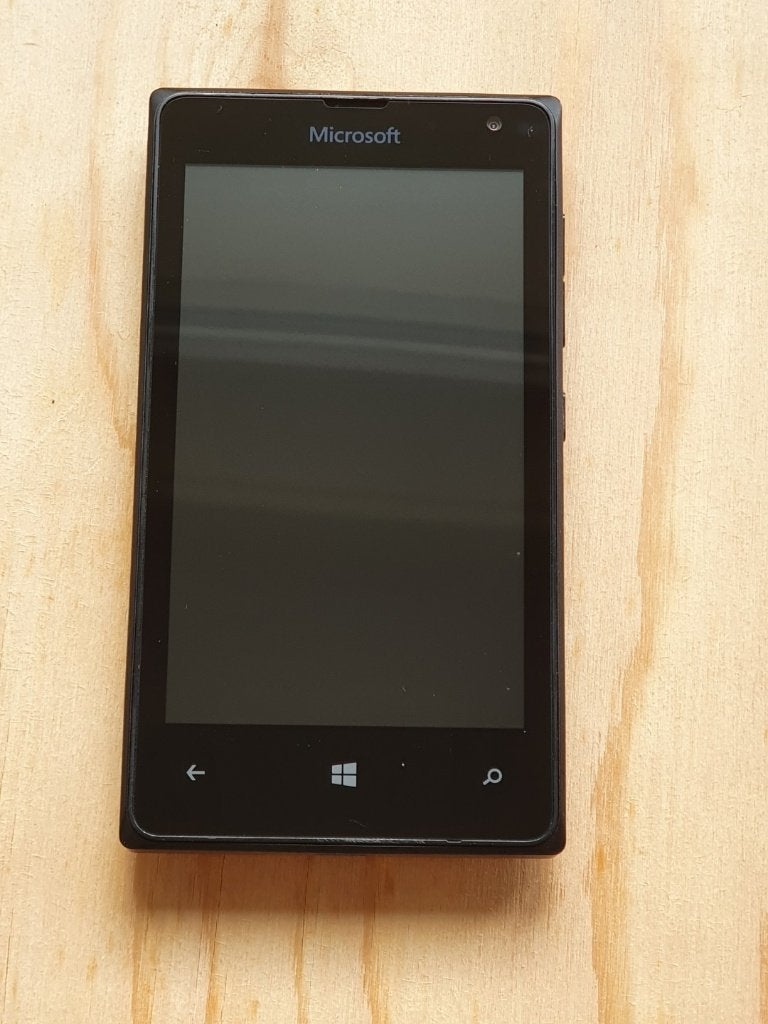 Smartphone Microsoft Lumia 435 met rood hoesje, Ophalen of Verzenden, Gebruikt, Overige kleuren, Zonder simlock