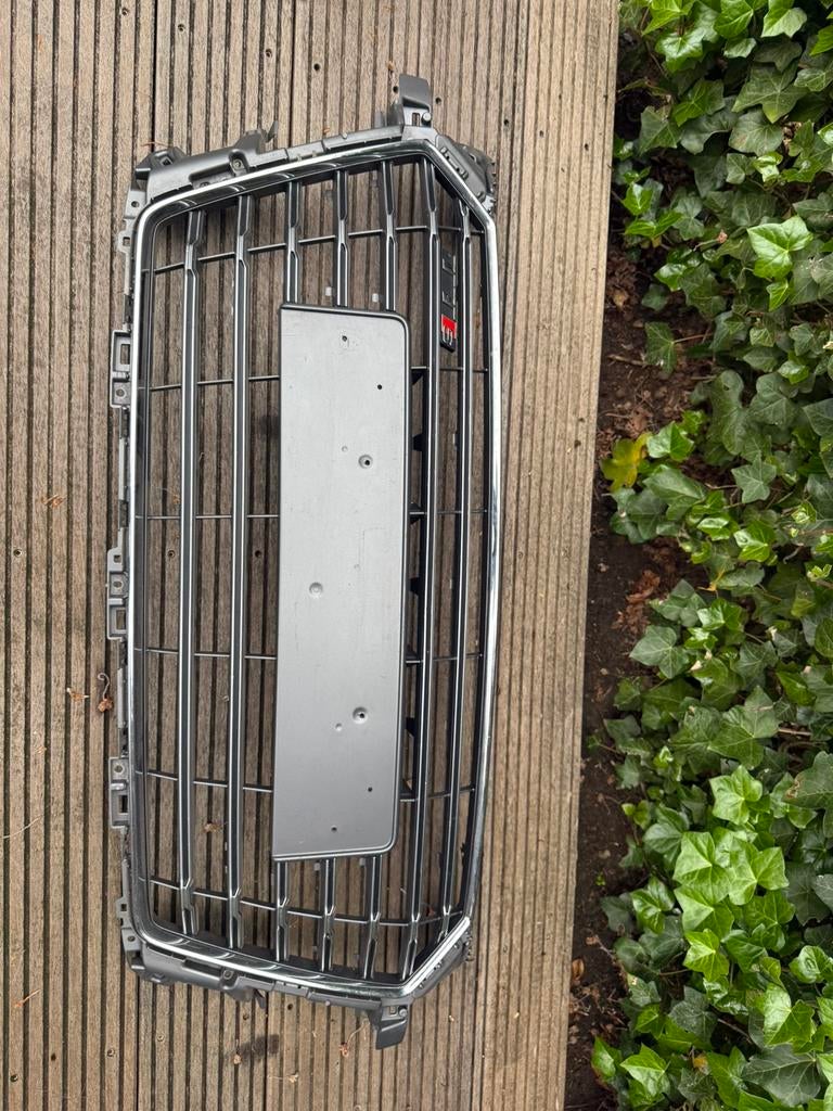 Audi TTS Grill - perfecte staat, Ophalen of Verzenden, Zo goed als nieuw