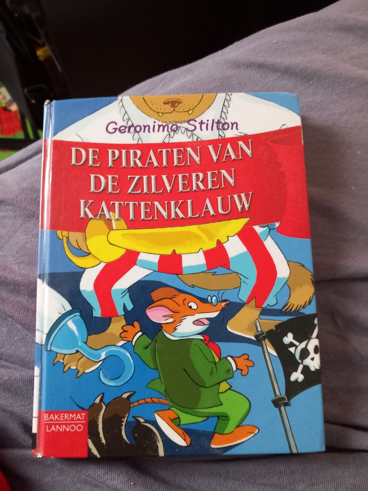 Geronimo Stilton - De piraten van de Zilveren Kattenklauw, Fictie algemeen, Geronimo Stilton, Ophalen of Verzenden, Zo goed als nieuw