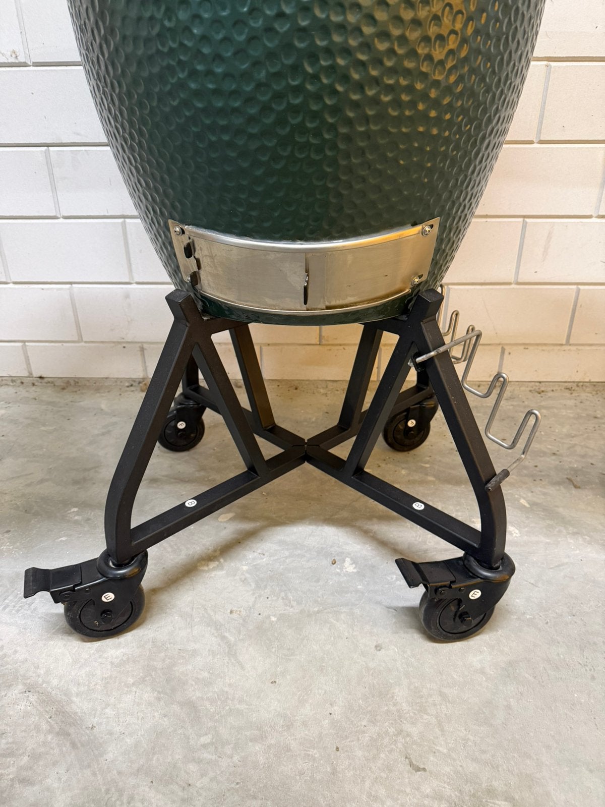 Foto 8 van Big Green Egg Large – zeldzame zijtafel plus accessoires