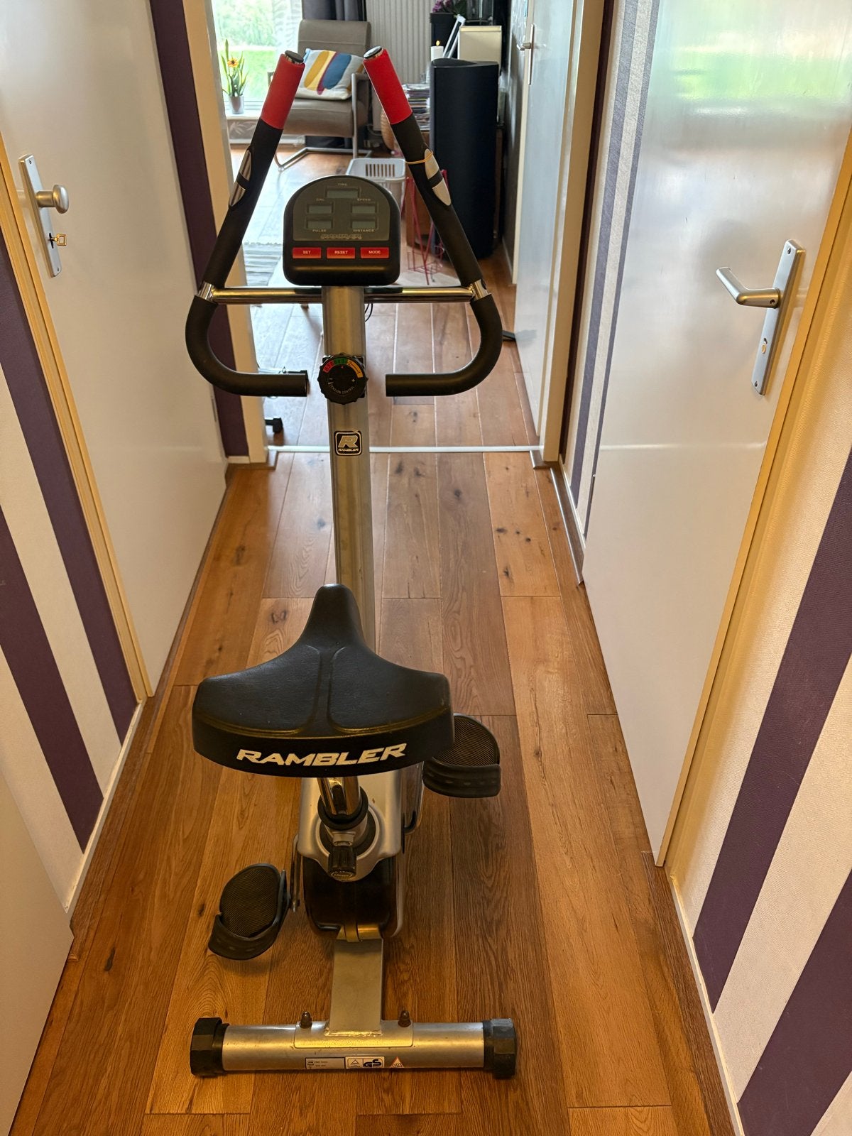 Rambler Hometrainer - Zo goed als nieuw, Ophalen, Zo goed als nieuw, Metaal, Benen