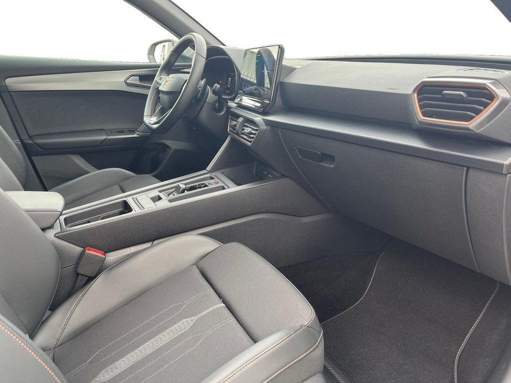 CUPRA Leon Sportstourer 1.4 e-Hybrid VZ Business | 19" LM |, Auto's, Cupra, Stof, Gebruikt, 4 cilinders, Automatische klimaatregeling