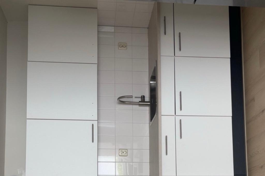 Nieuwe bribus keuken met aluminium aanrechtblad, Huis en Inrichting, Ophalen, Wit, Overige typen, Nieuw