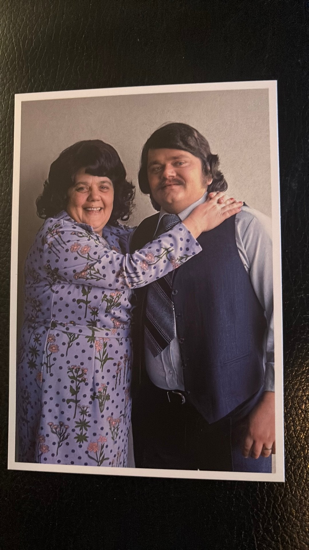 Andre Hazes met zijn moeder Ansichtkaart in prima staat, Verzenden, 1980 tot heden, Ongelopen, Sterren en Beroemdheden