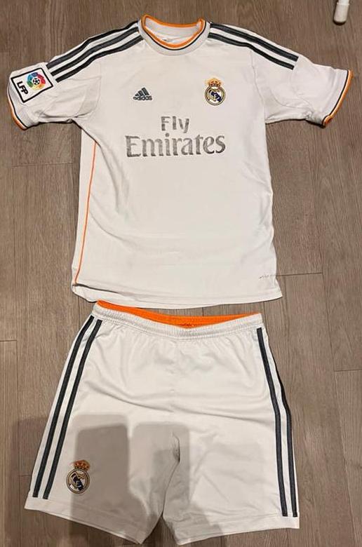 Vintage 2013-2014 Adidas Real Madrid voetbalset mt 11-12, Kinderen en Baby's, Kinderkleding | Maat 152, Ophalen of Verzenden, Gebruikt