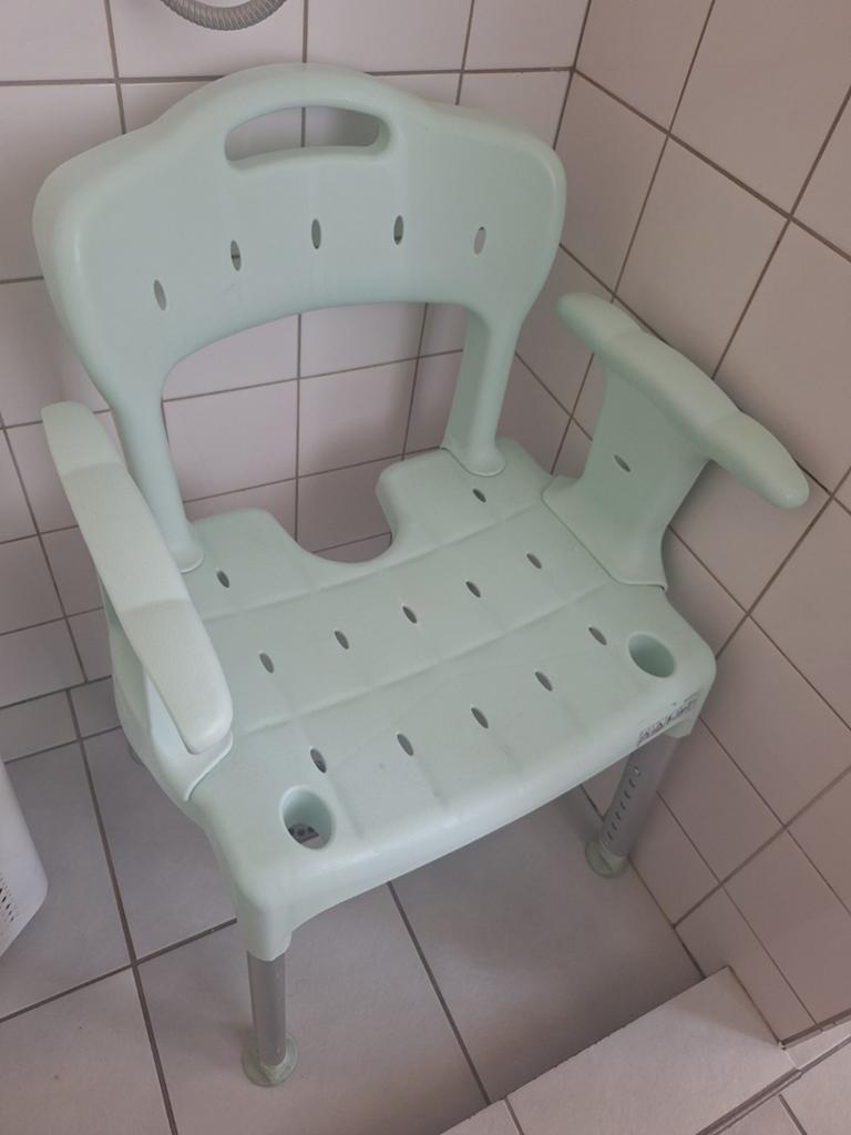 Etac Douchestoel, Ophalen