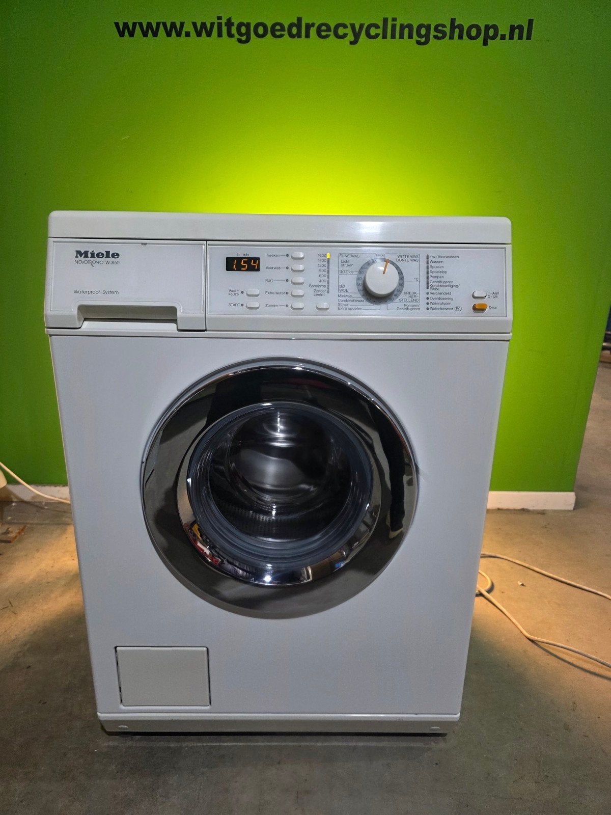 Miele Novotronic W 3160 - Refurbished Wasmachine 1600rpm, Witgoed en Apparatuur, Info@miele.com, 4 tot 6 kg, Refurbished, Ophalen of Verzenden