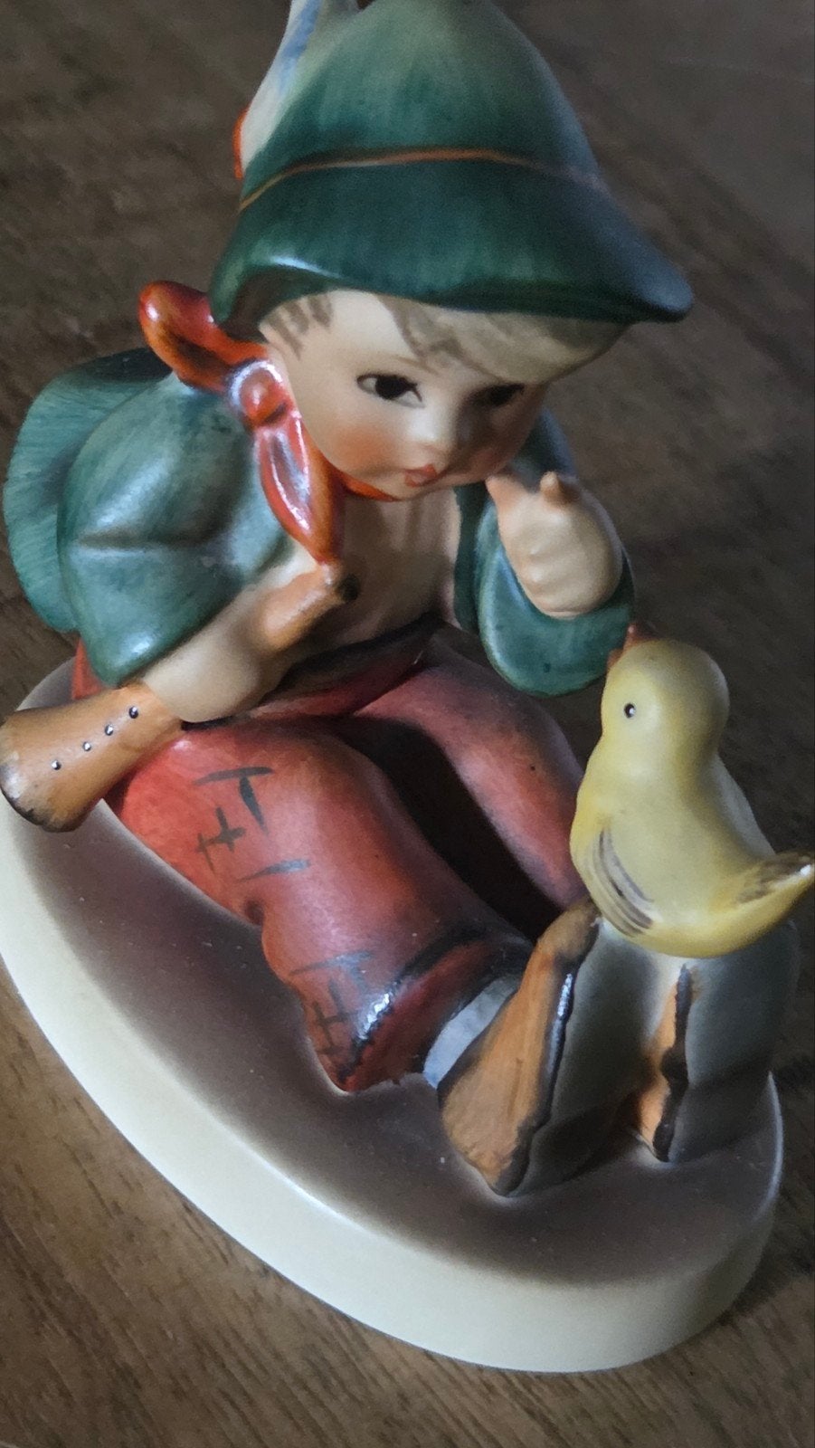 Vintage Hummel beeldje: Jongen met vogel, Goebel W. Germany, Ophalen of Verzenden, Gebruikt, Hummel