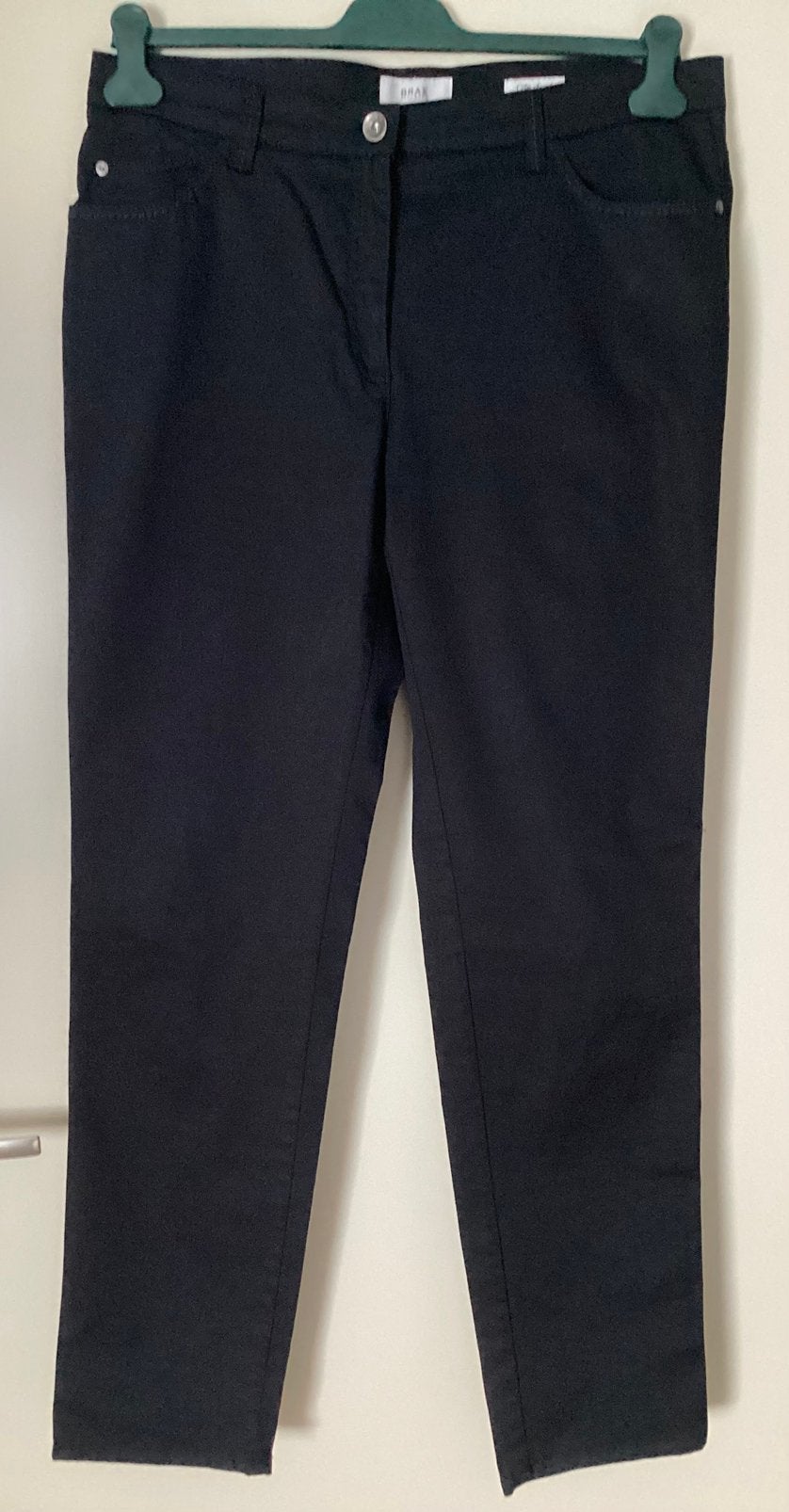 Brax Broek maat 42, Zwart, Maat 42/44 (L), Ophalen of Verzenden, Zo goed als nieuw