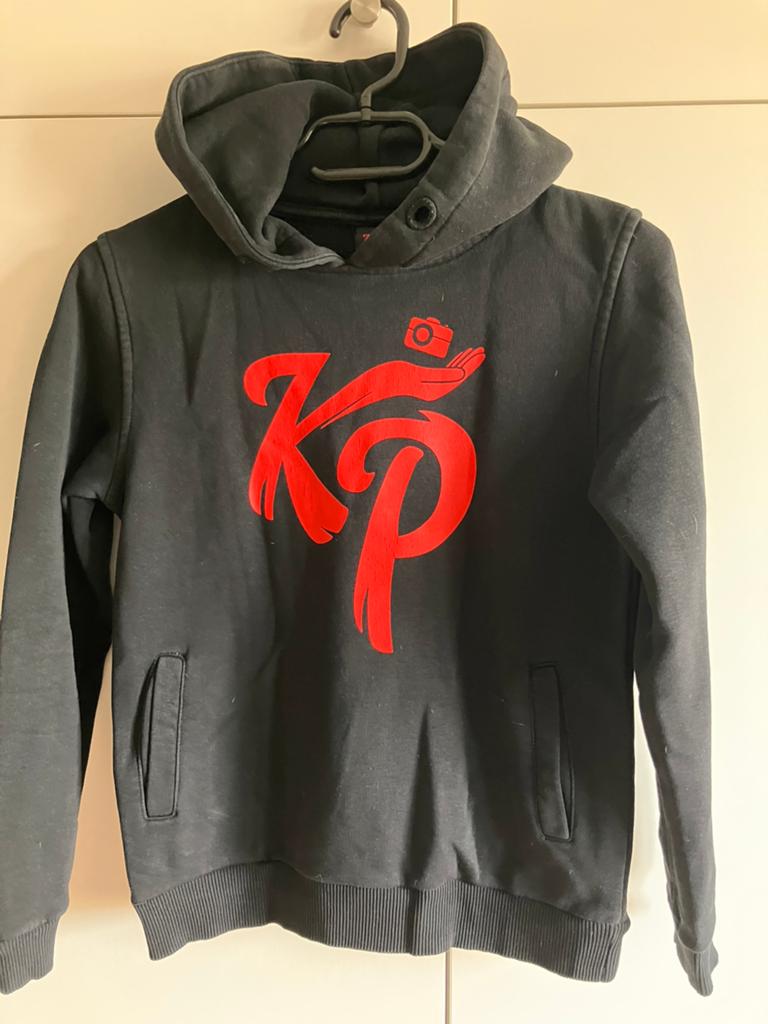 Zwarte hoody van Knol Power maat 146/152, Ophalen of Verzenden, Zo goed als nieuw