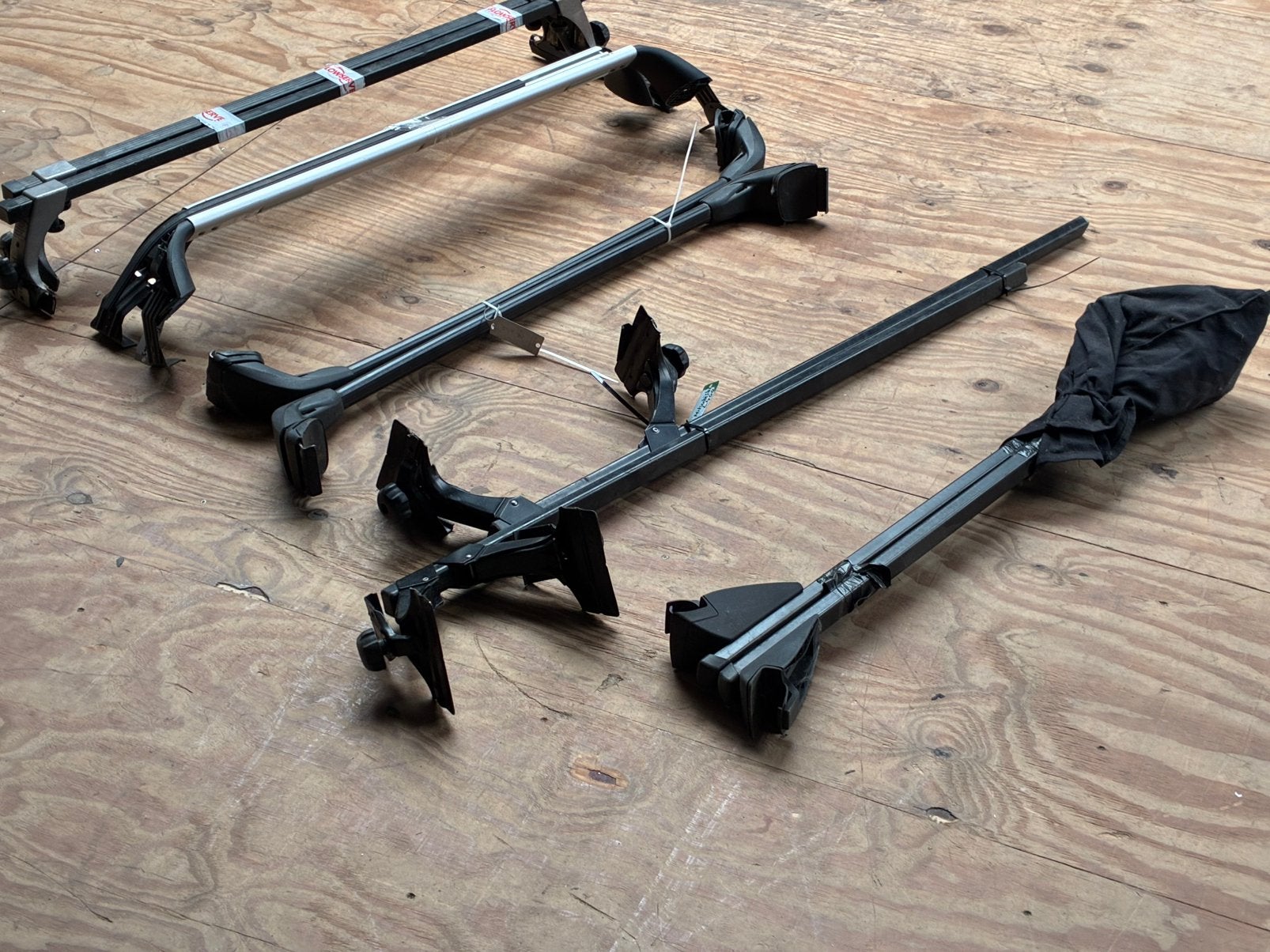Dakdragers Toyota Prius - Citroen DS3 - Thule - Brink -, Auto diversen, Dakdragers, Ophalen of Verzenden, Gebruikt