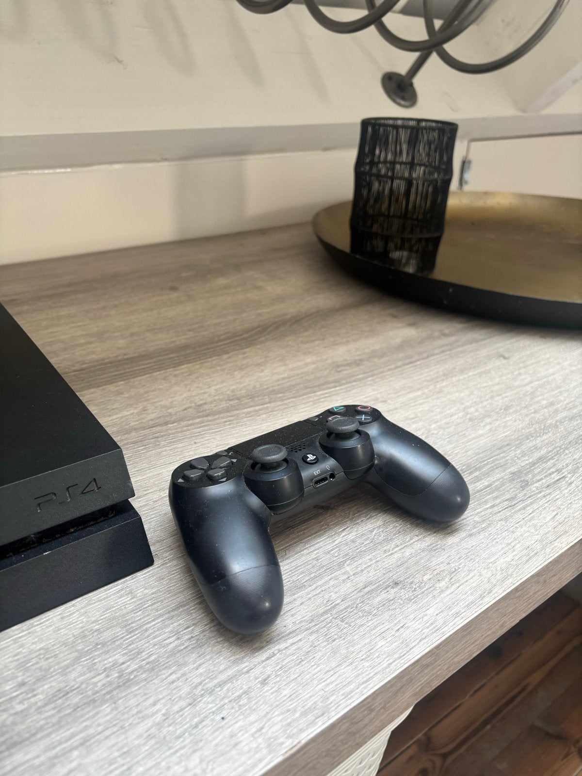Sony PlayStation 4 (PS4) met controller 1Tb, Spelcomputers en Games, 500 GB, Ophalen of Verzenden, Zo goed als nieuw, Met 1 controller