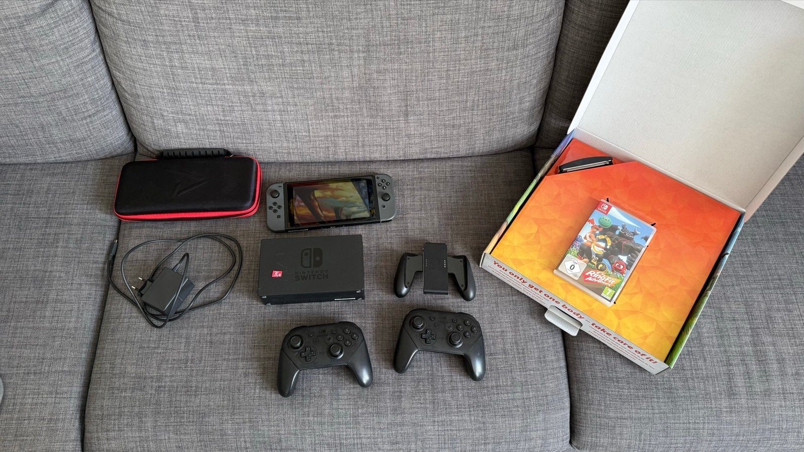 Nintendo Switch 1 met 128 gb sd card, accessoires en game, Gebruikt, Met harde schijf, Met 3 controllers of meer, Ophalen