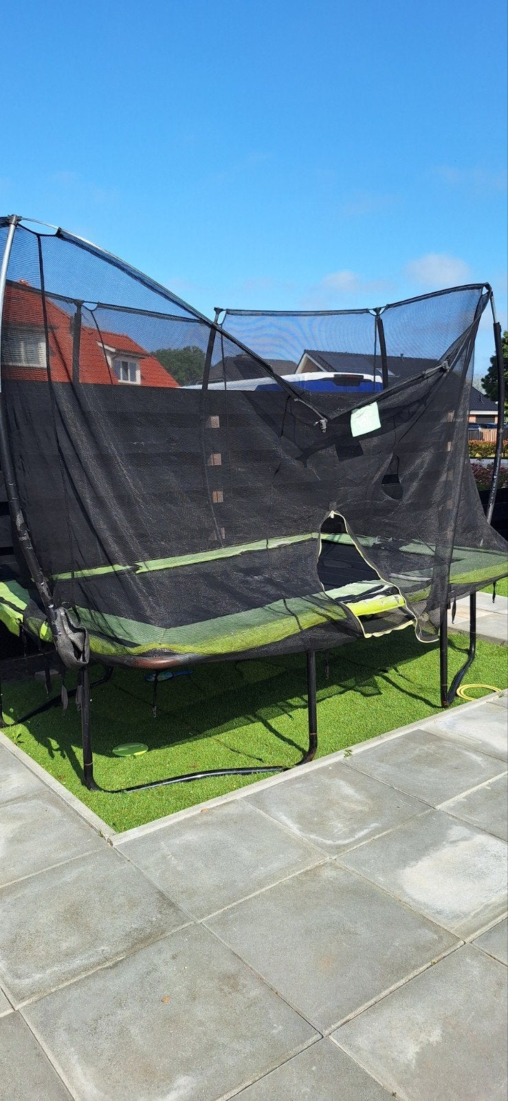 Trampoline zelf is nog helemaal goed, Ophalen, Gebruikt