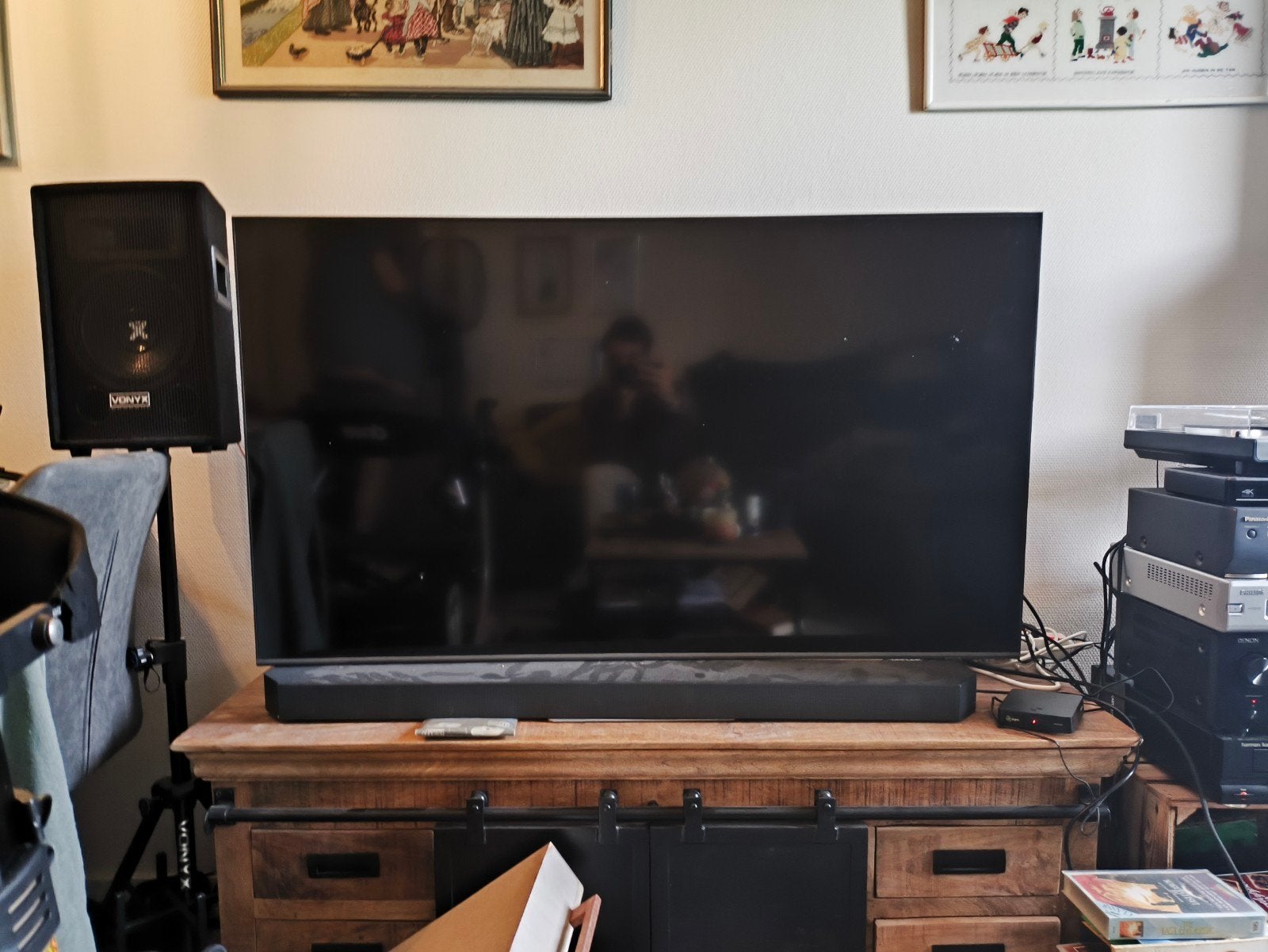 Samsung smart tv + Soundbar + Subwoofer + Achterspeakers, Ophalen, LED, Zo goed als nieuw, 100 Hz