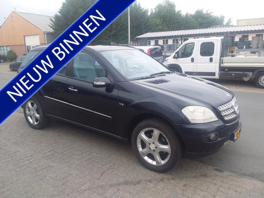 Mercedes-Benz M-Klasse 350 (bj 2006, automaat), Auto's, Mercedes-Benz, Automaat, Stof, Gebruikt, Zwart