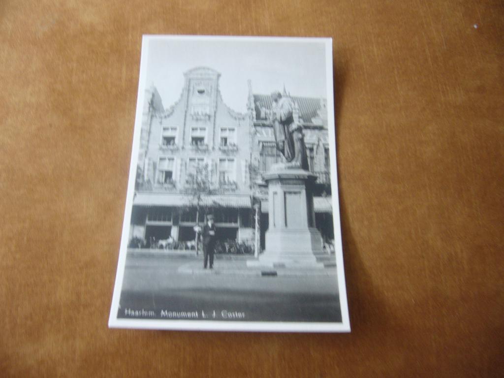 HAARLEM  =  MONUMENT L.J. COSTER, Ophalen of Verzenden, 1940 tot 1960, Ongelopen, Noord-Holland