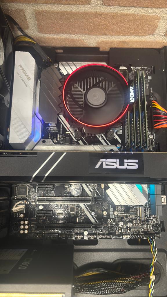 ASUS Prime X470-Pro Moederbord + Ryzen 7 2700 Processor, Ophalen of Verzenden, Refurbished, AMD, DDR4