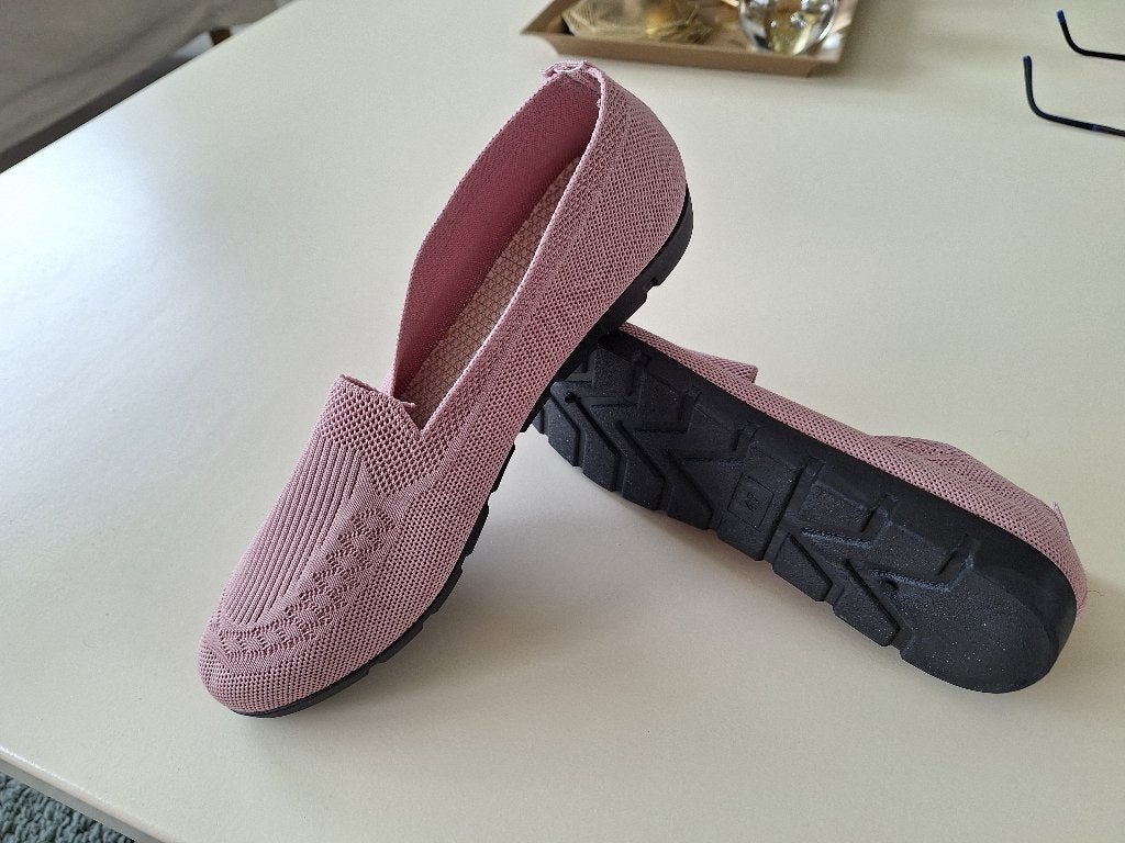 Loafers, gebreide effen kleur oud roze, maat 43,5. NIEUW,, Kleding | Dames, Schoenen, Ophalen of Verzenden, Nieuw, Roze, Instappers