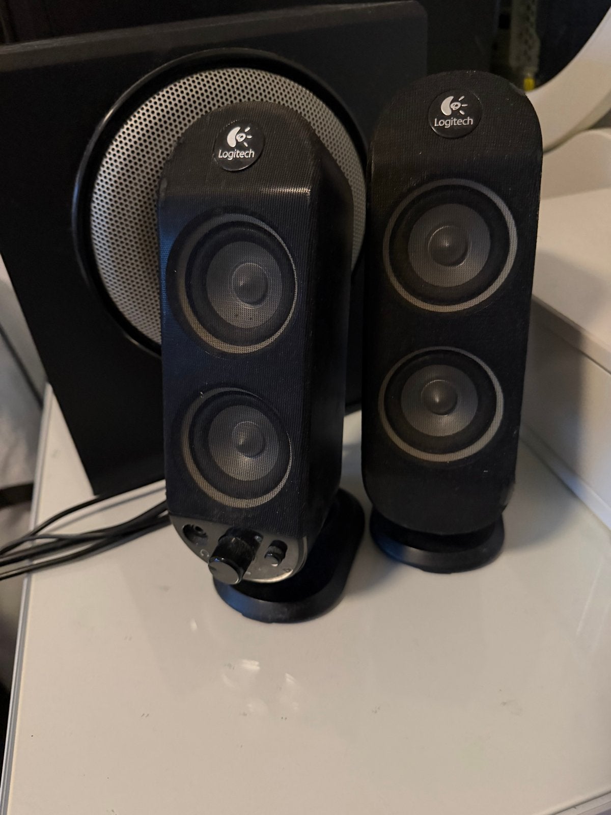 Logitech X-230 2.1 Speakerset met Subwoofer, Ophalen of Verzenden, Gebruikt, Minder dan 60 watt, Overige merken