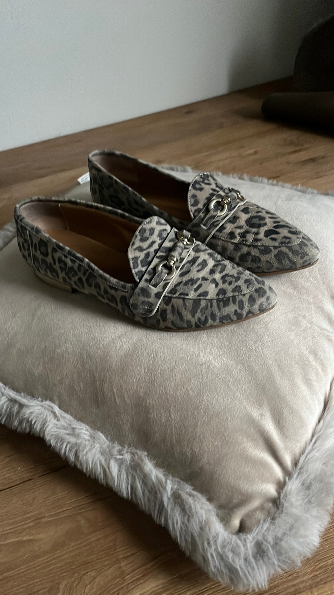 Loafers panterprint 40, Kleding | Dames, Ophalen of Verzenden, Zo goed als nieuw, Bruin, Instappers