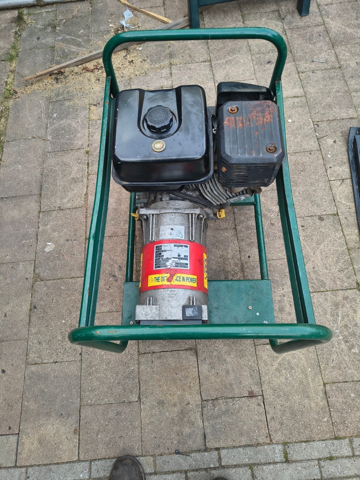 generator b&s 5000 watt, Ophalen, Minder dan 5 kVA, Benzine
