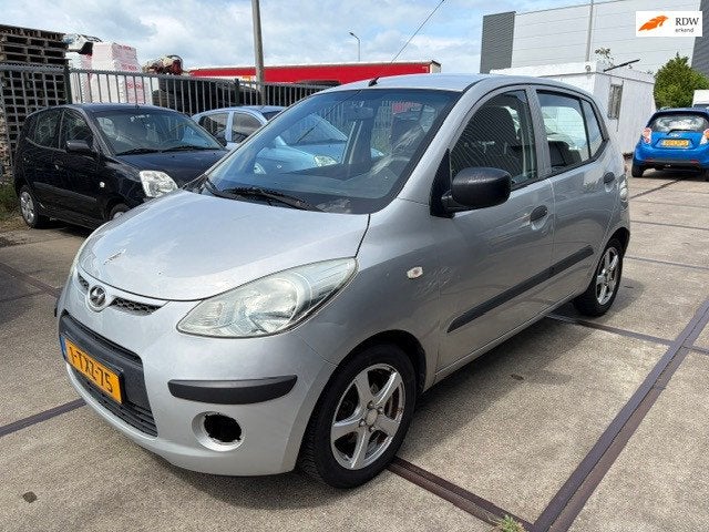 Hyundai I10 1.25i Pure koude airco, Auto's, Voorwielaandrijving, 450 kg, Gebruikt, 31 €/maand