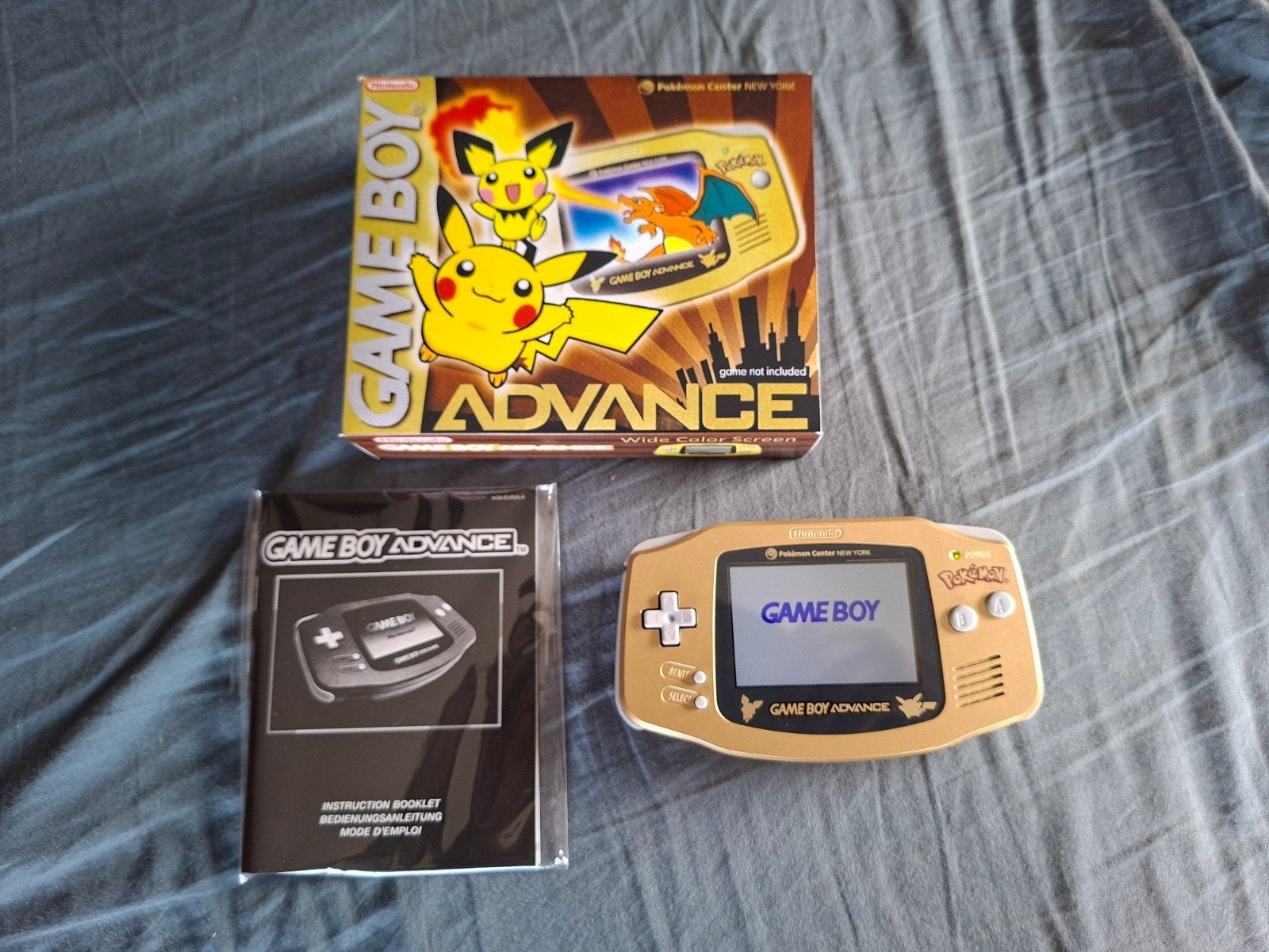 Gameboy Advance Goud met Backlit Scherm - Pokémon Center, Spelcomputers en Games, Games | Nintendo Game Boy, 1 speler, Ophalen of Verzenden