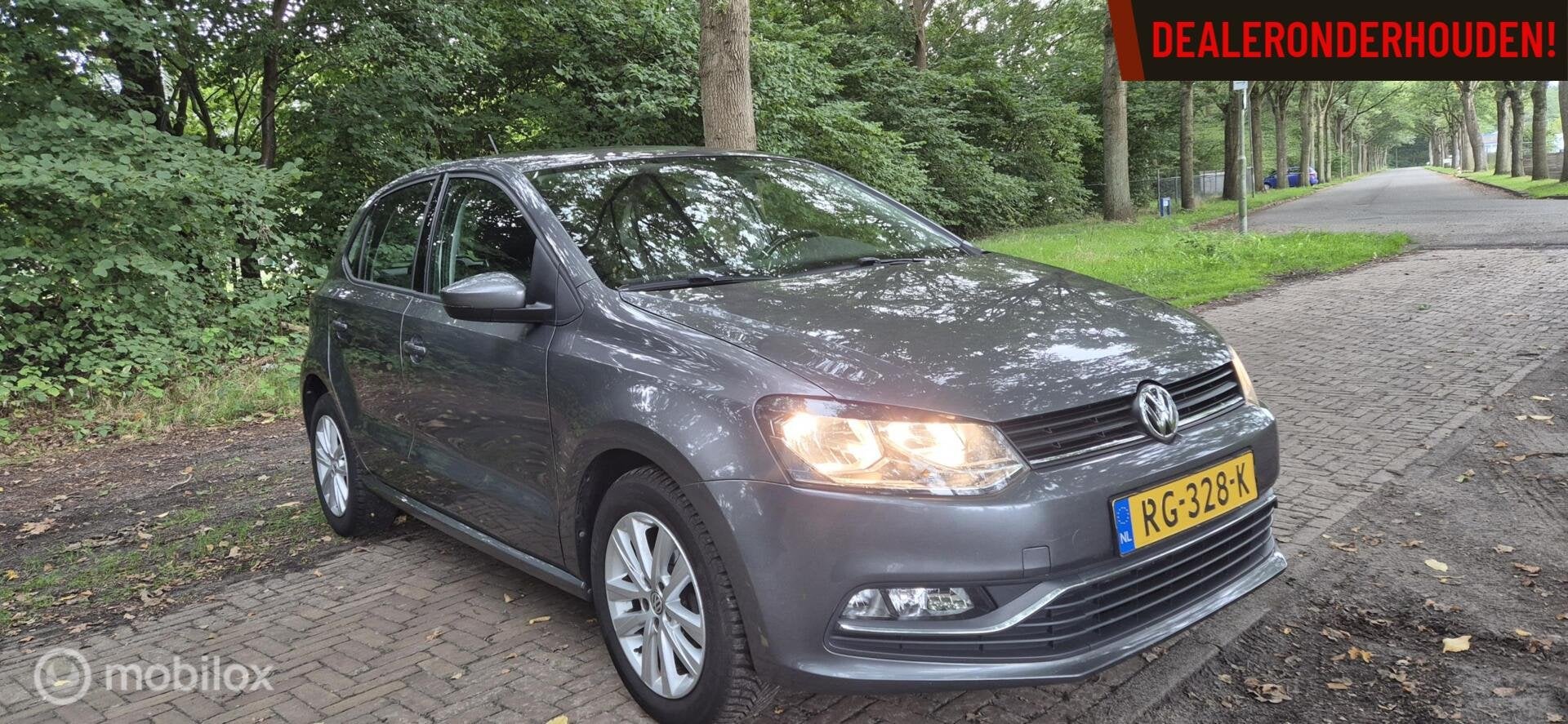 Betrouwbare Volkswagen Polo 1.2 TSI Comfortline Business R !, Auto's, Dealer onderhouden, Stof, 4 cilinders, Bedrijf