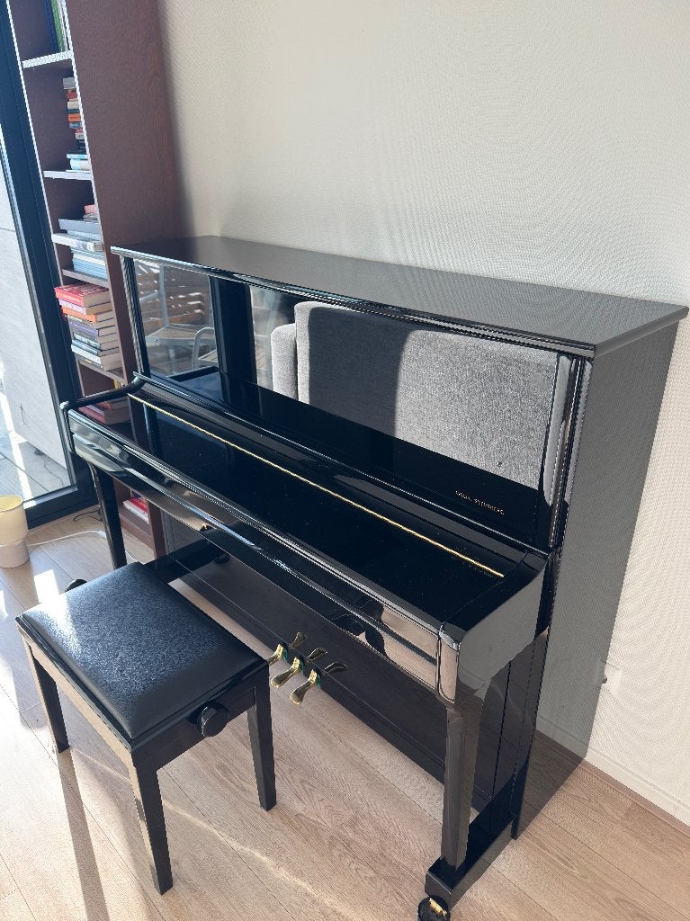 Foto 3 van Wilh. Steinberg P118 (piano zwart hoogglans)