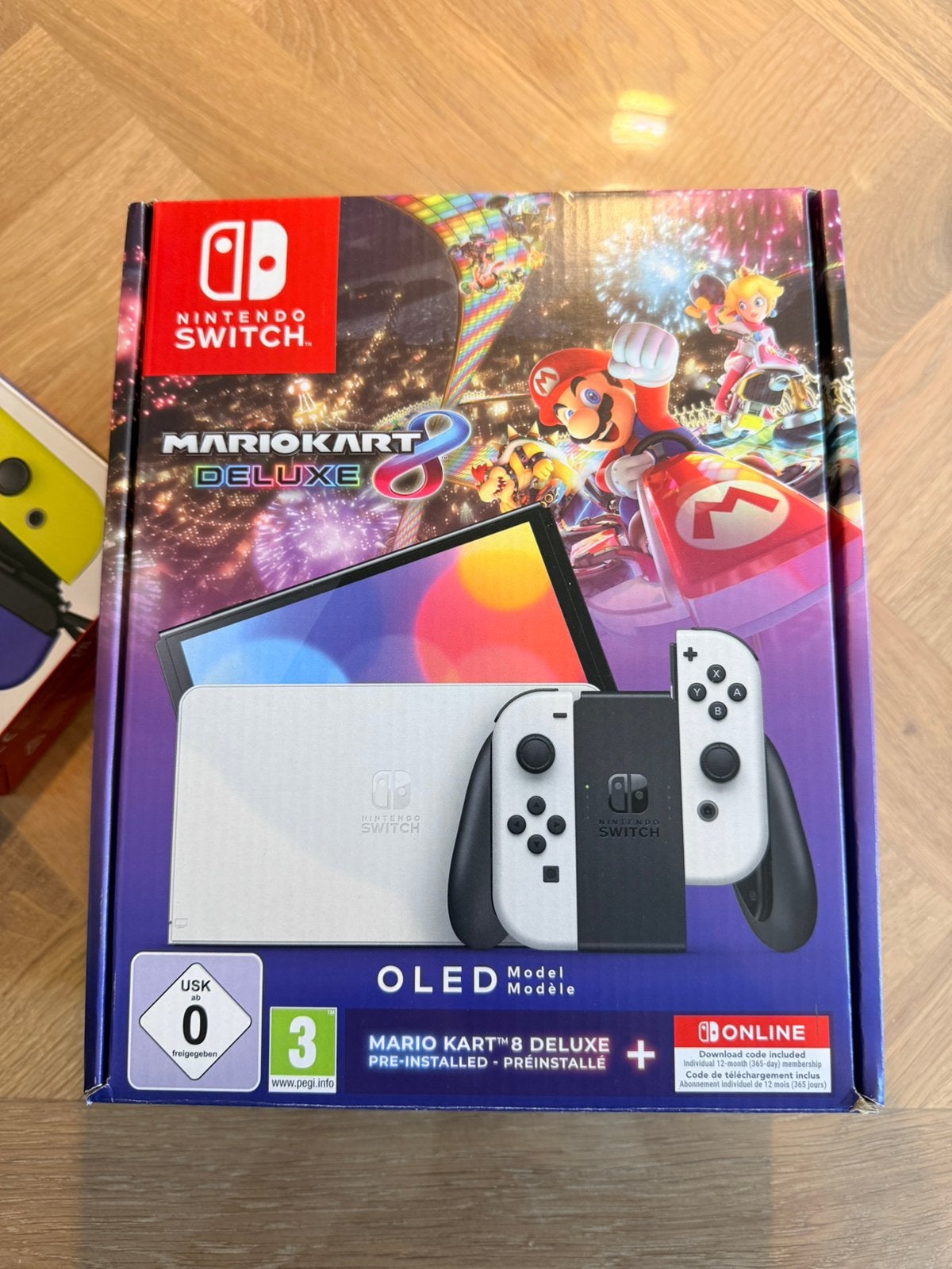 Nintendo Switch OLED incl. 2 extra Joy-Cons in doos met case