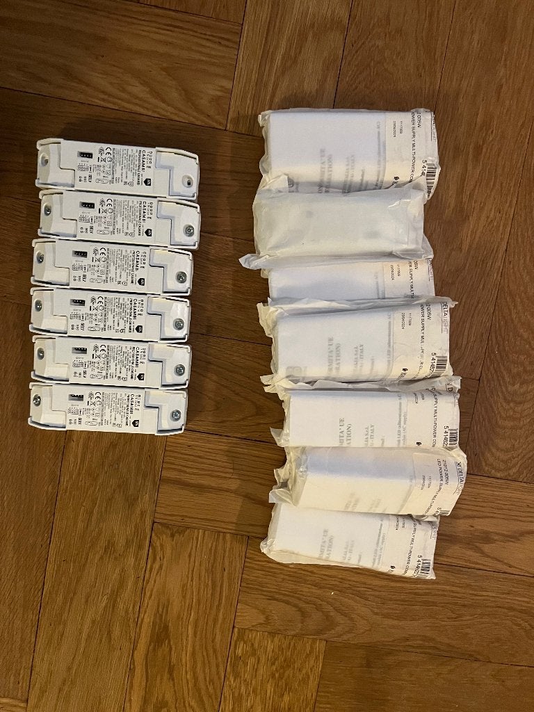 15 x LED POWER SUPPLY MULTI-POWER COMPACT WDL