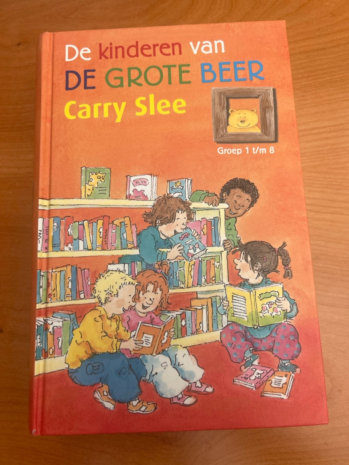 De kinderen van de Grote Beer - Carry Slee (Groep 1 t/m 8), Ophalen of Verzenden, Gelezen, Fictie