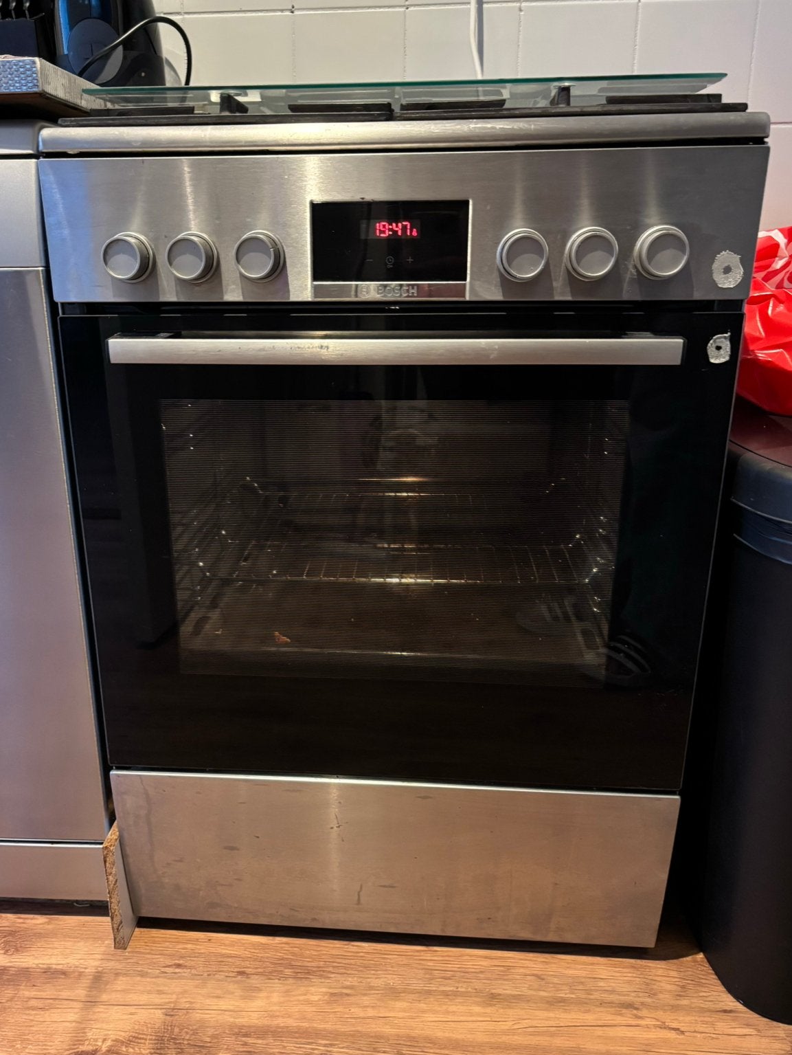 Bosch vrijstaand gasfornuis met oven, Ophalen, Gebruikt, 4 kookzones, Gas