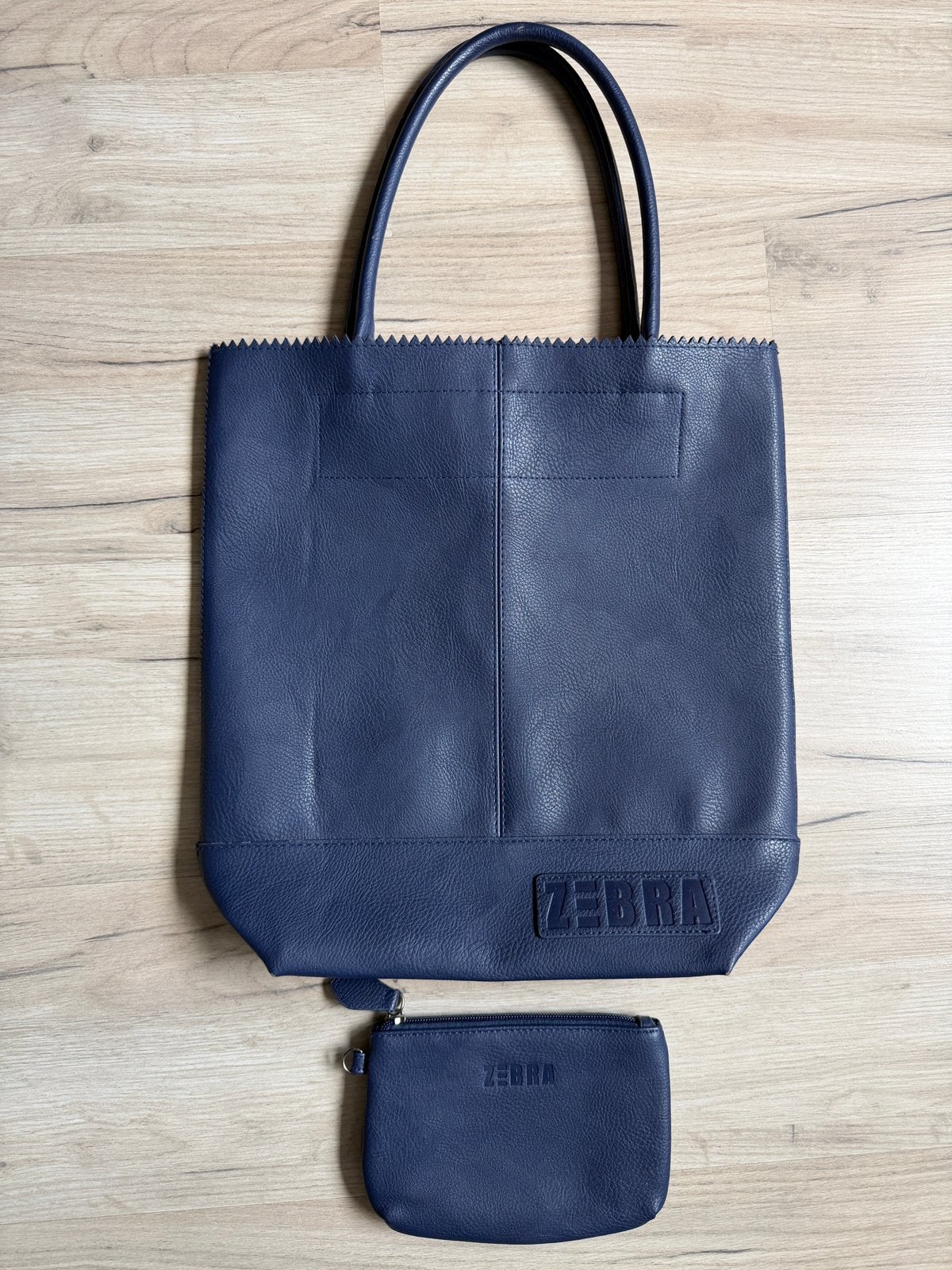 Zebra shopper leather look / vegan leer blauw met etui, Sieraden, Tassen en Uiterlijk, Ophalen of Verzenden, Zo goed als nieuw
