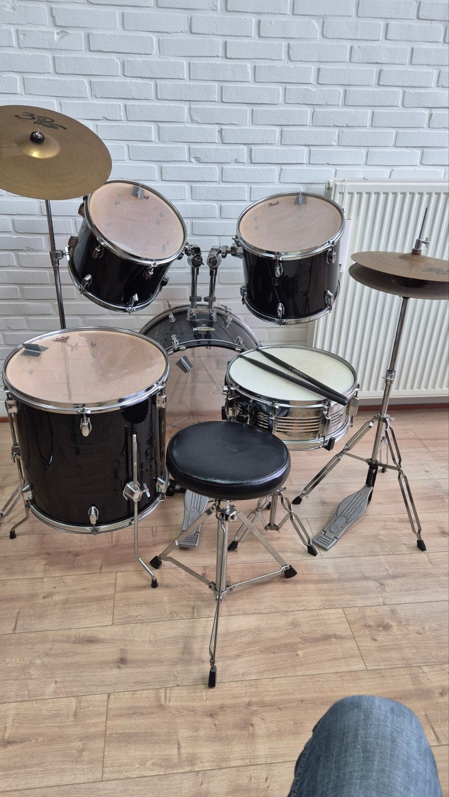 Compleet drumstel met kruk en bekkens, Muziek en Instrumenten, Drumstellen en Slagwerk, Ophalen of Verzenden