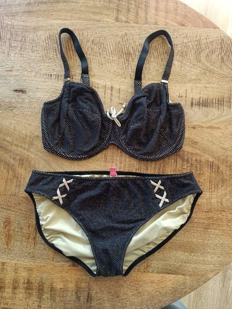 Prima donna bikini 75 F broekje 42 ZGAN zwart 75F, Kleding | Dames, Zwart, Ophalen of Verzenden, Zo goed als nieuw, Bikini