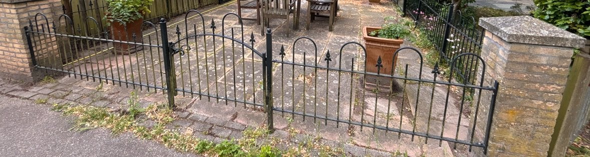 Zwart sierhekwerk tuin met poort - ca. 17 sterkende meter, Ophalen, Met poort, Gebruikt, Sierhekwerk