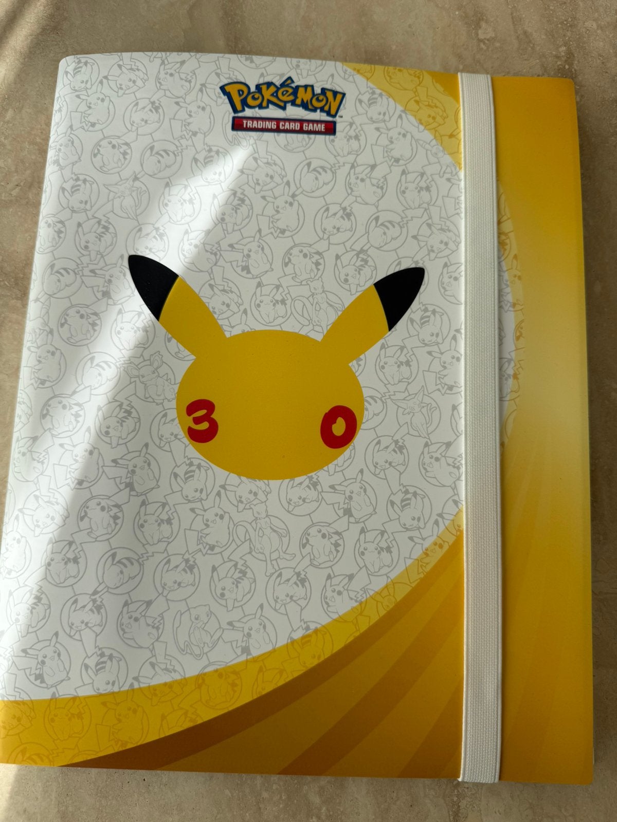 Pokémon 30th Base Set – 82/128 kaarten, Ophalen of Verzenden, Zo goed als nieuw, Meerdere kaarten