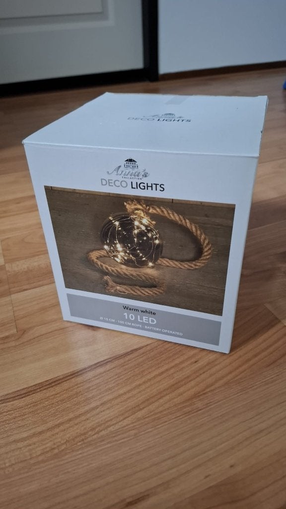 Zilverkleur kerstbal met verlichting, Diversen, Ophalen of Verzenden, Zo goed als nieuw