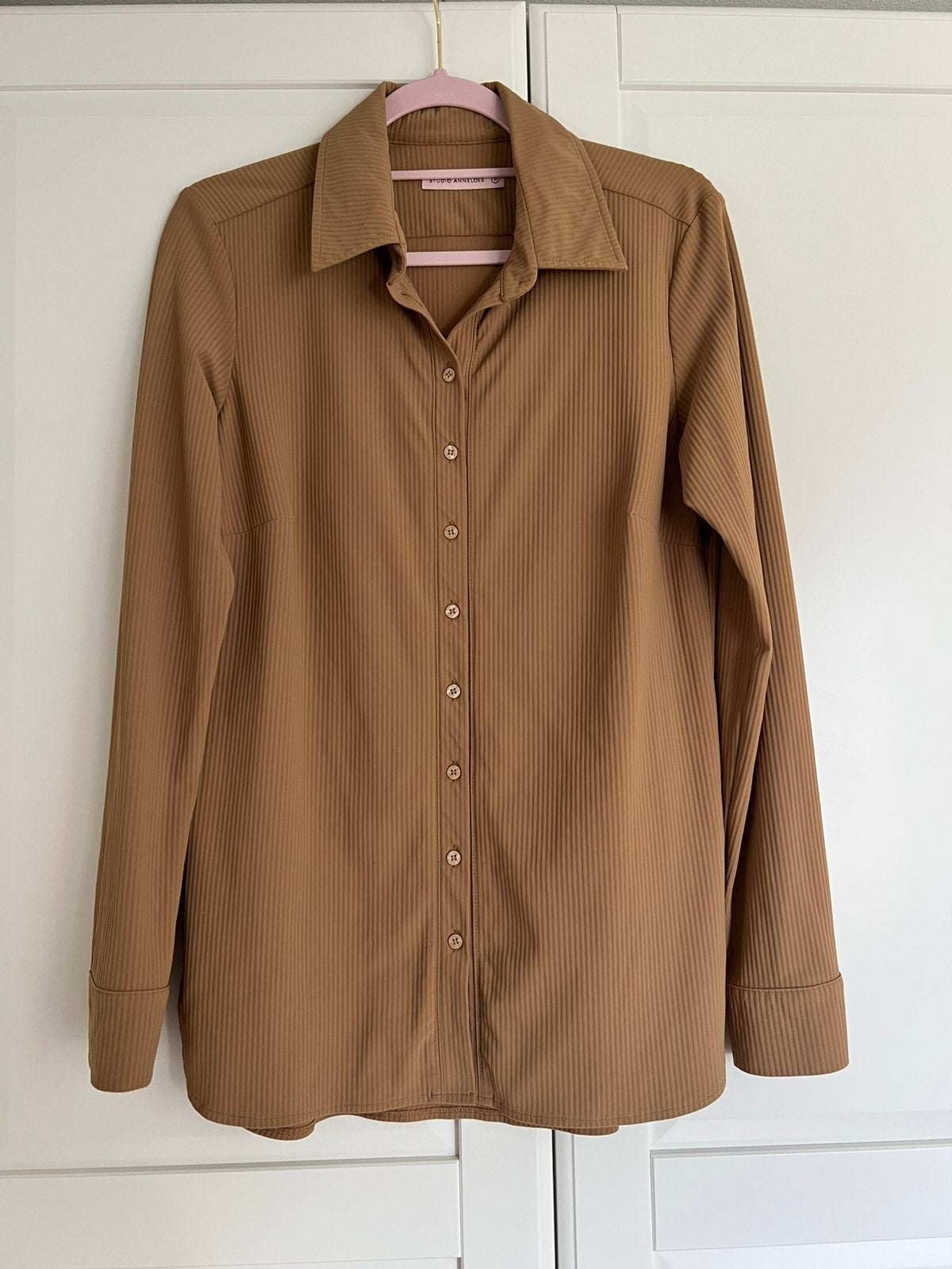 Studio anneloes poppy rib blouse M camel travelstof, Kleding | Dames, Bruin, Maat 42/44 (L), Ophalen of Verzenden, Zo goed als nieuw