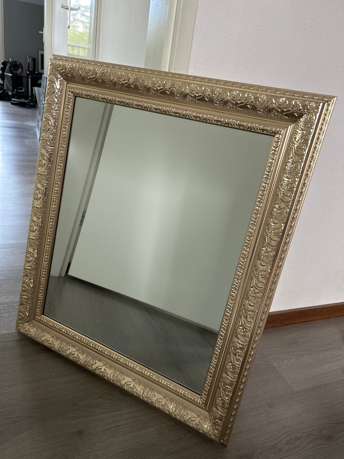 GRATIS Goudkleurige barok spiegel - zo goed als nieuw, Ophalen, Zo goed als nieuw, Rechthoekig, 50 tot 75 cm