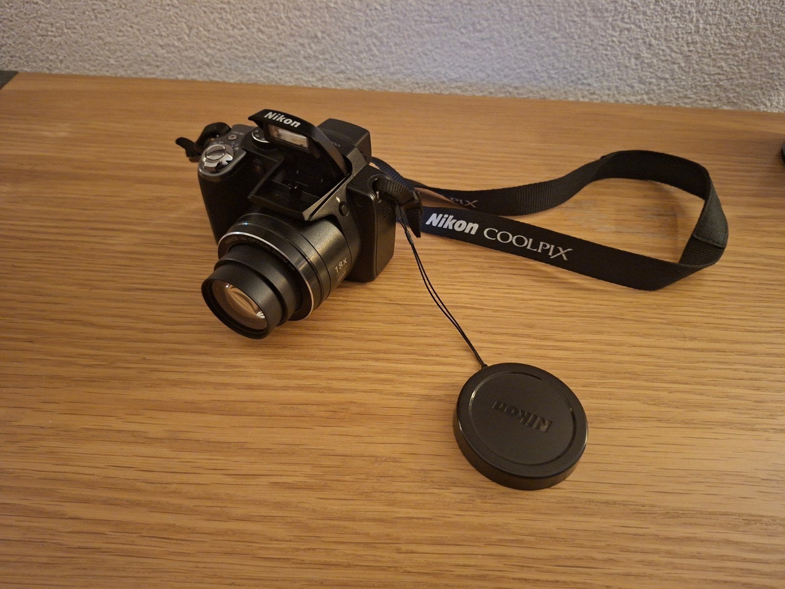 Nikon Coolpix P80, Gebruikt, Ingebouwde flitser, Ophalen of Verzenden, Nikon
