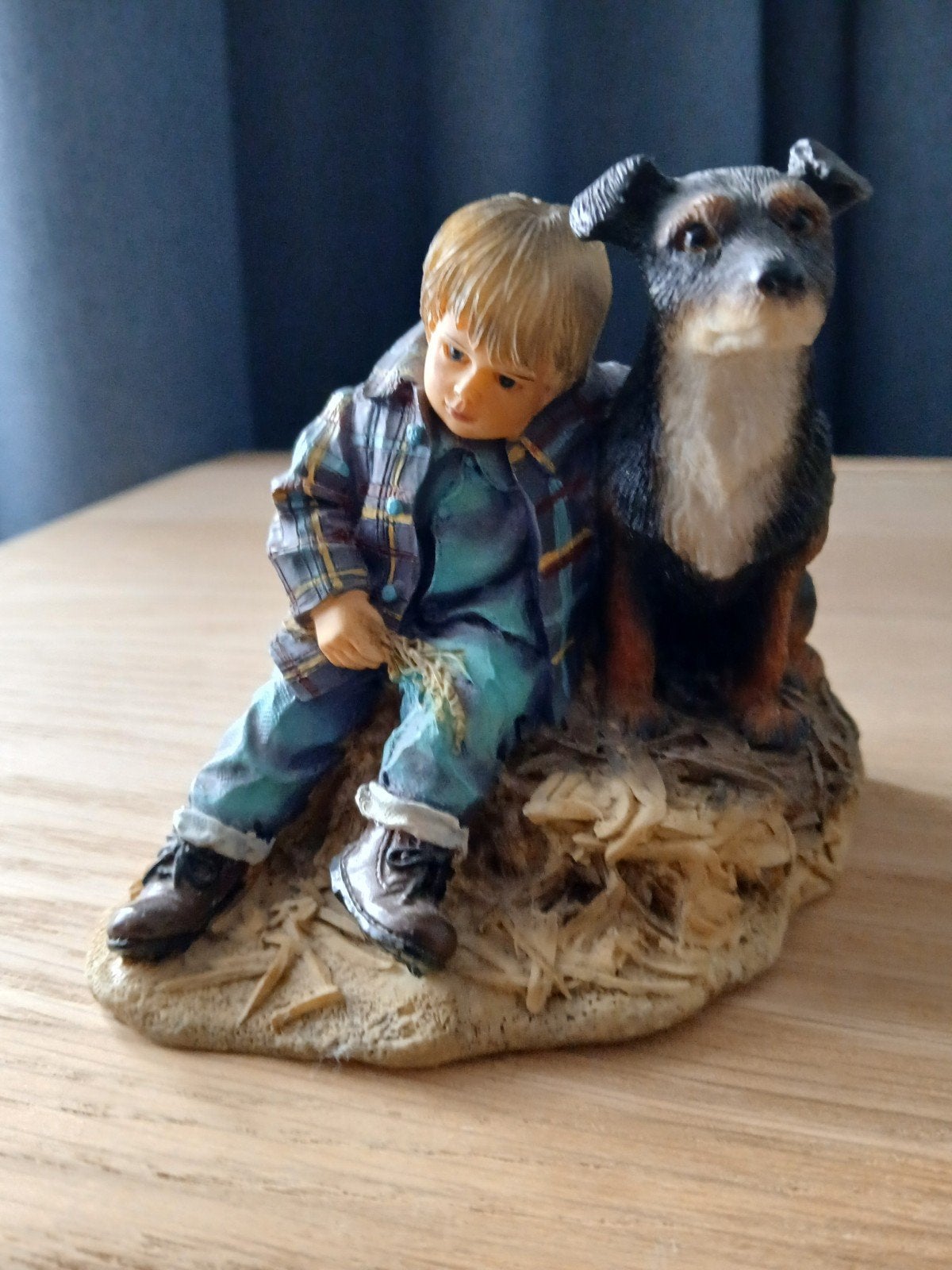 Faithful Friends Beeldje Jongen met Hond - Christine Haworth, Ophalen of Verzenden