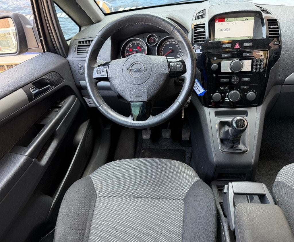 Opel ZAFIRA 1.8 111 years Edition NETTE AUTO NAP APK 4-2027, Euro 5, Gebruikt, 4 cilinders, Origineel Nederlands