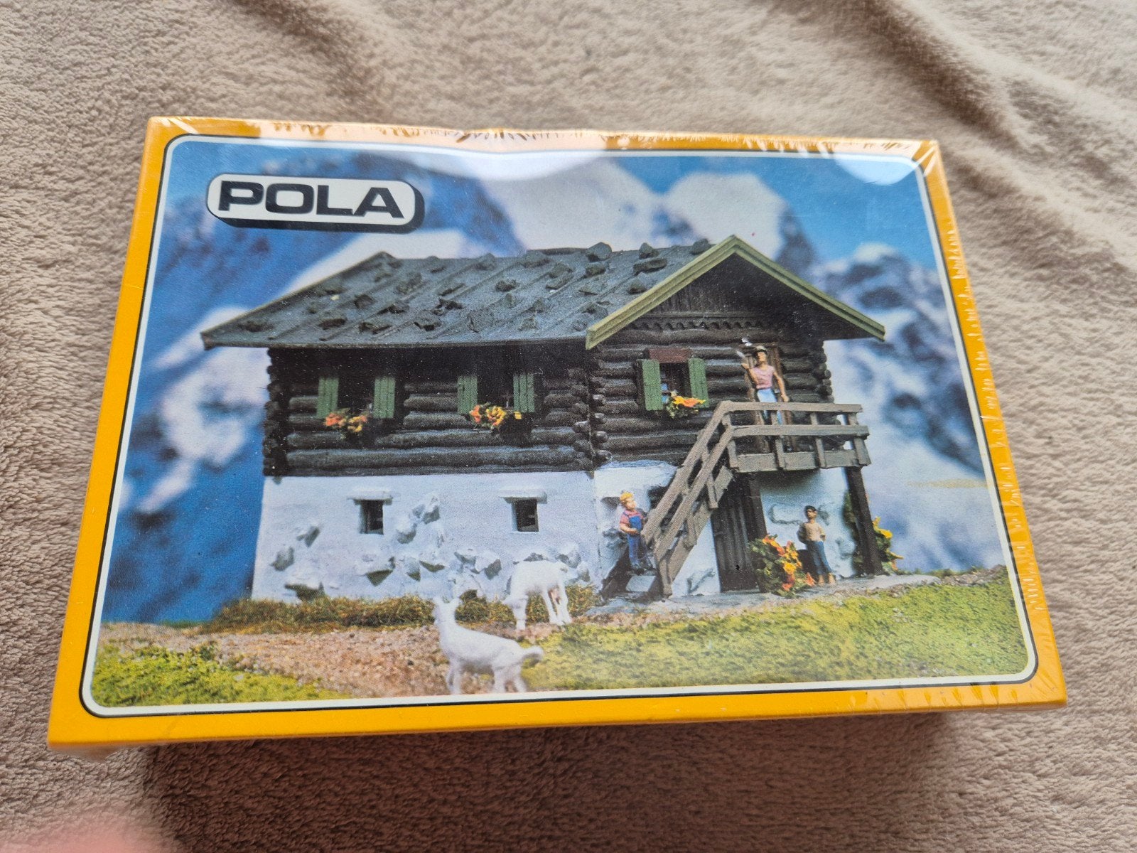 Pola HO 545 Bergchalet Enzian - Nieuw in doos, Hobby en Vrije tijd, Ophalen of Verzenden, Nieuw, Brug, Tunnel of Gebouw, Overige merken