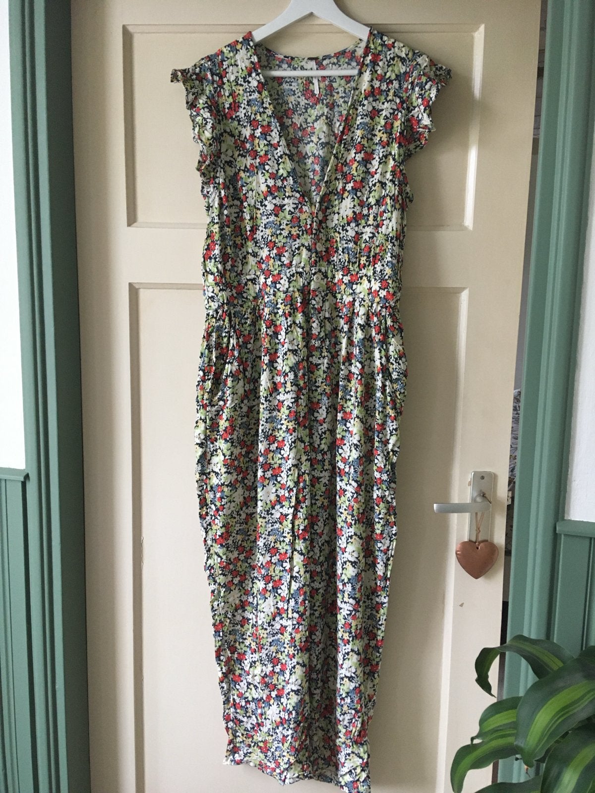 Free People jumpsuit maat L, Kleding | Dames, Jumpsuits, Ophalen of Verzenden, Zo goed als nieuw, Maat 42/44 (L), Meerkleurig